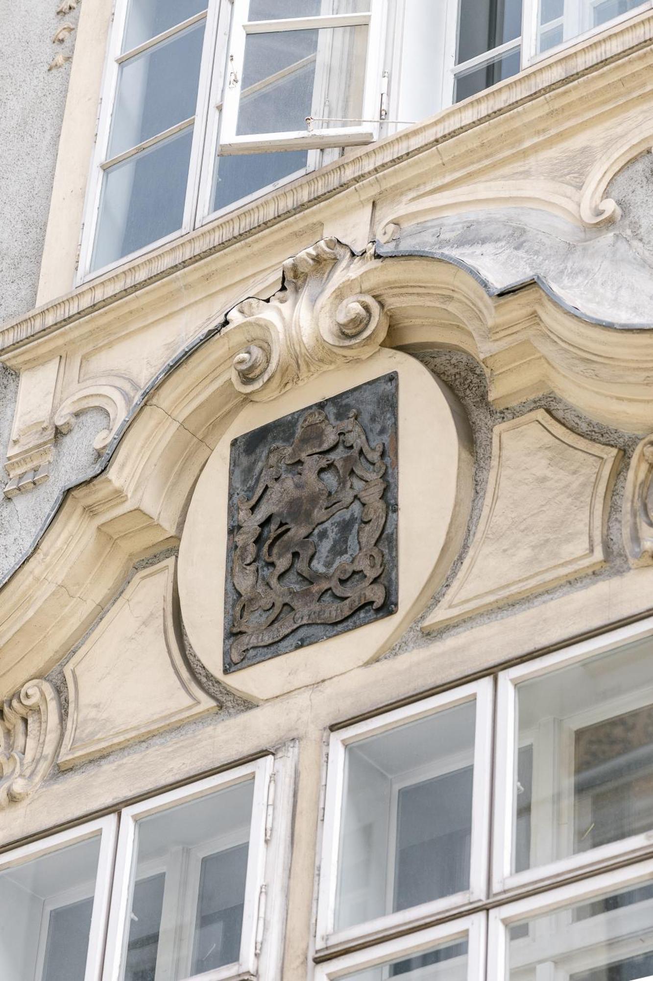Kleines Stadthaus In Toplage Villa Wina Bagian luar foto
